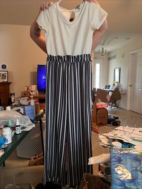 Women’s Cream & Black Striped Jumpsuit J for Justify Brand